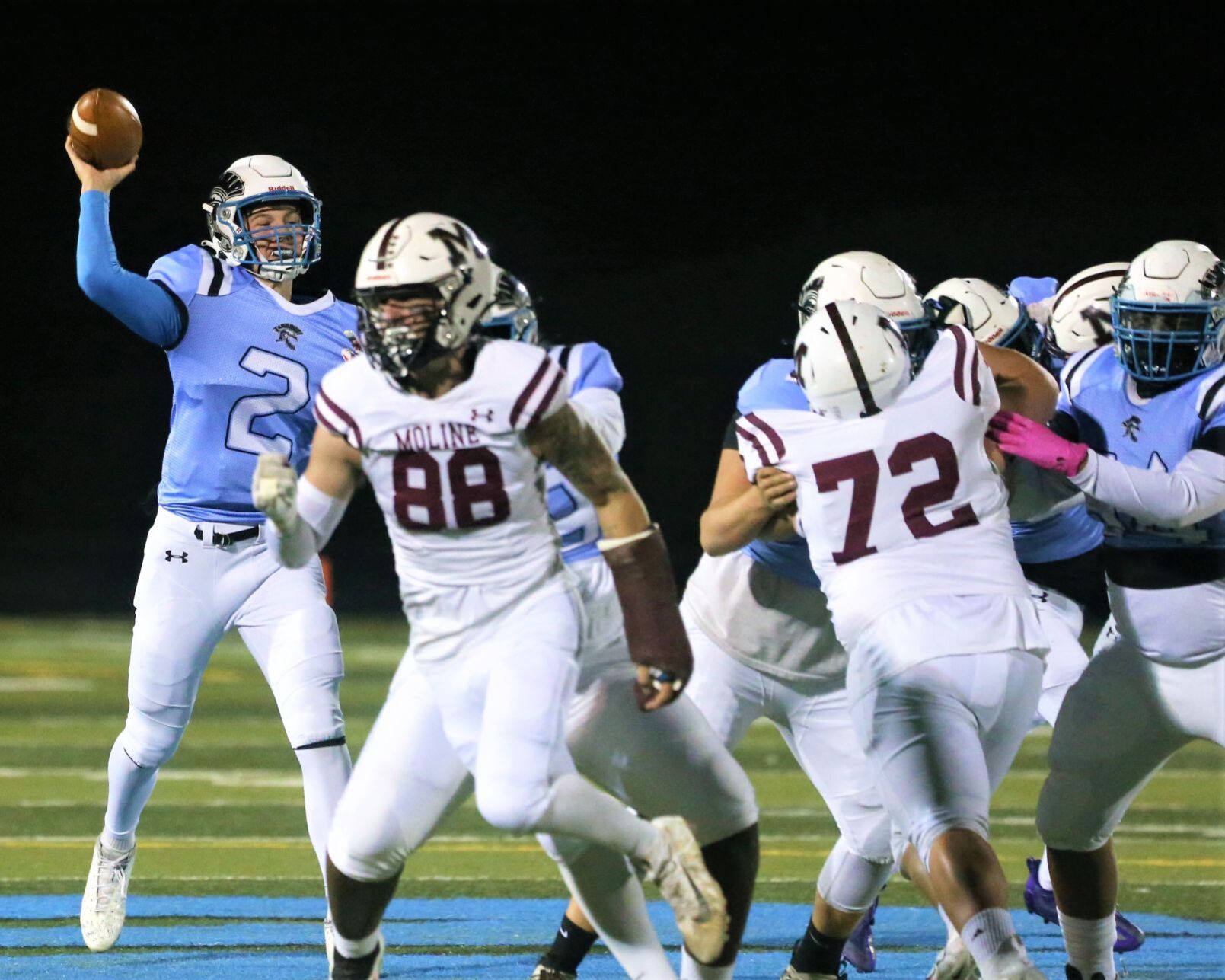 110521-qc-spt-moline fball10.jpg